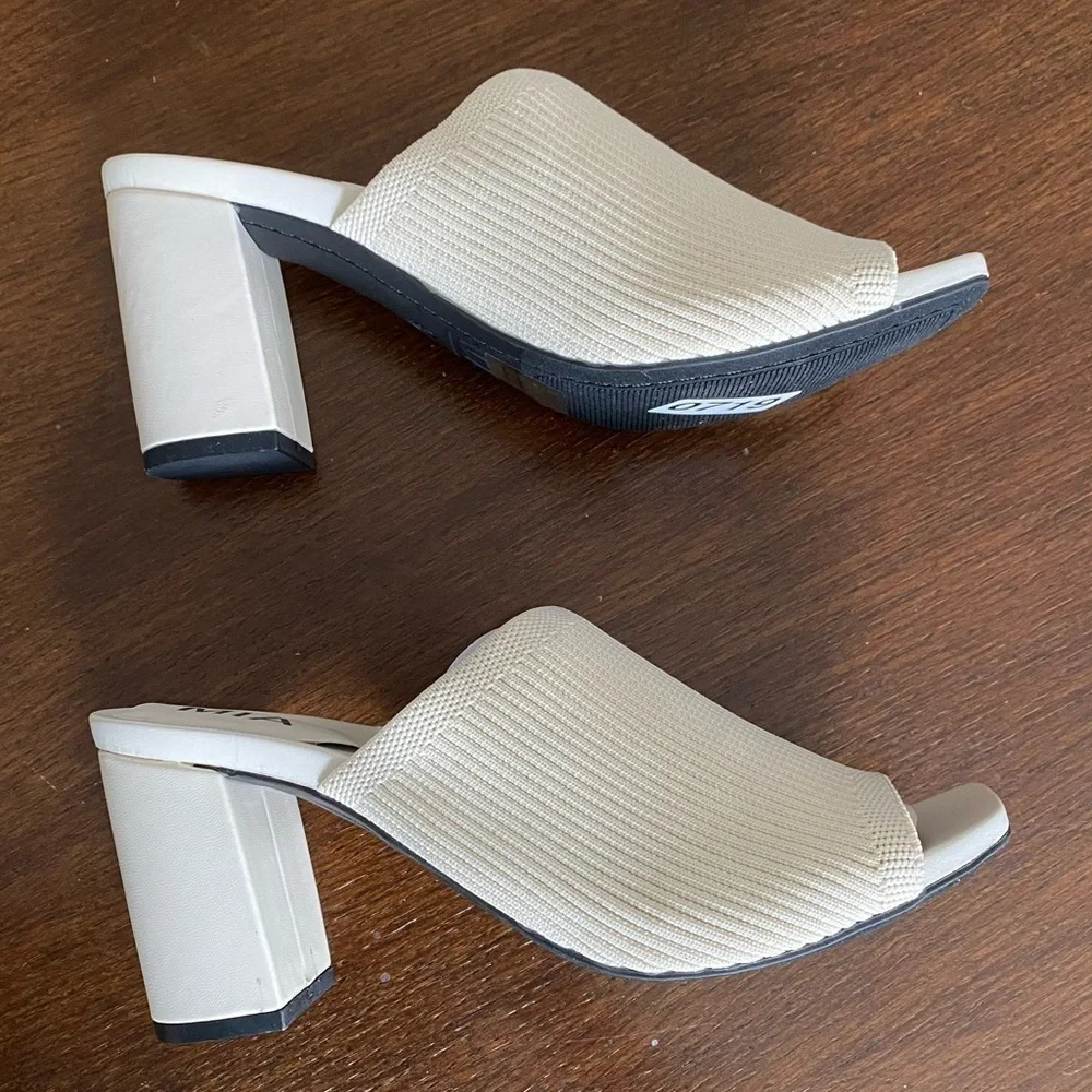 Mia Florina Stretch Knit Upper Sandal NWT Size 9
